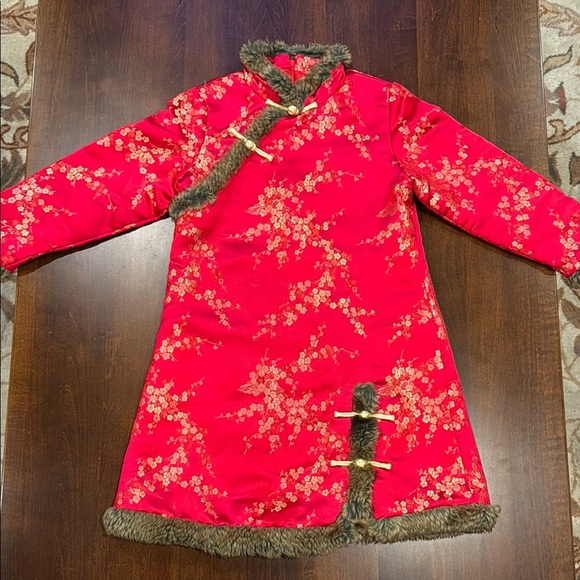 Chinese Traditional Dress Child's Quilted Cheongsam Fur Edged Red Gold Toggles - Picture 1 of 11